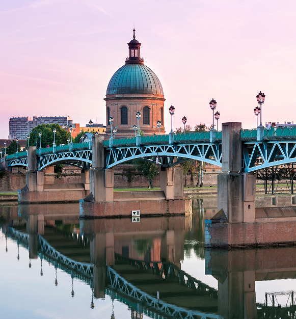 Vue du pont Saint-Pierre et de l'Hôpital de la Grave à Toulouse